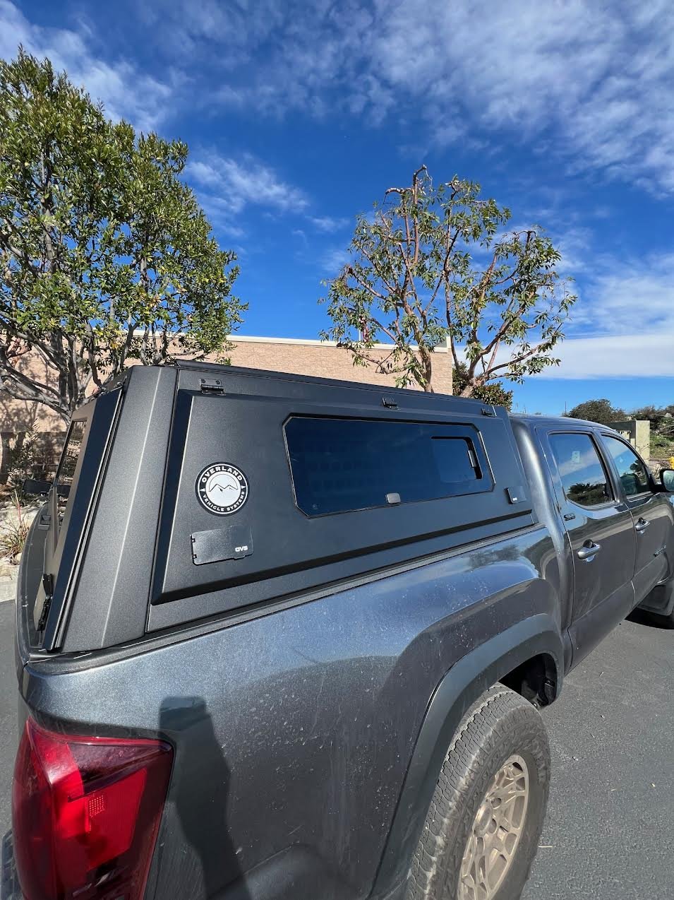 OVS Expedition PRO+ Stainless Steel Truck Cap with Full Windows for 2016-2023 Toyota Tacoma 5ft