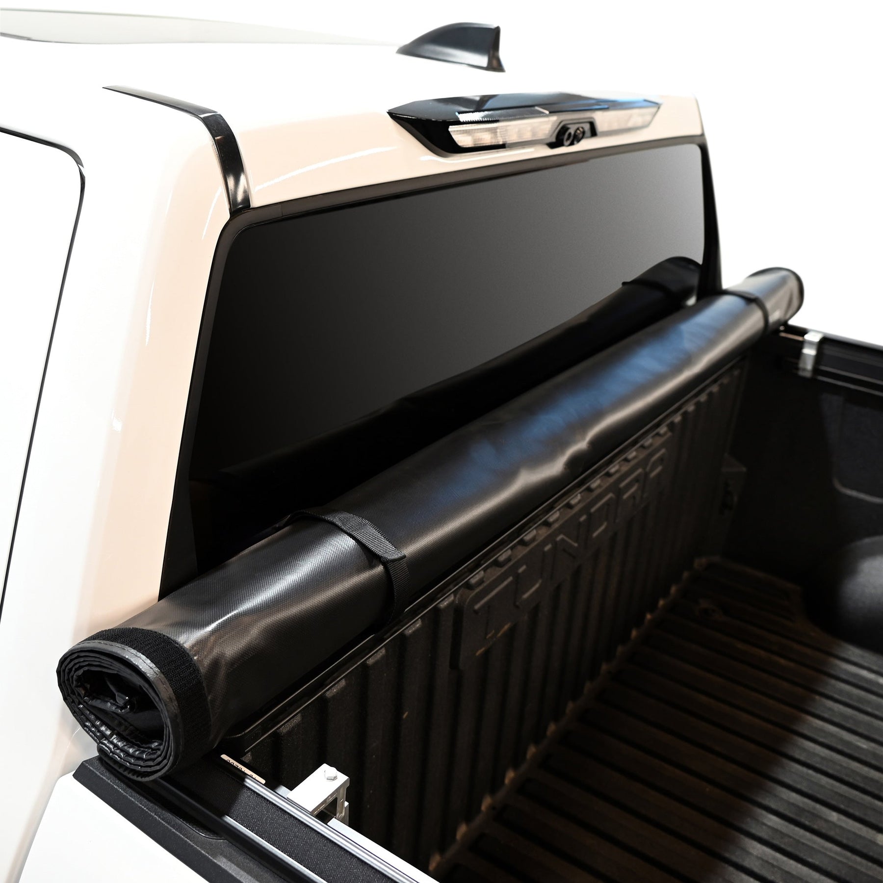 Low Profile Soft Roll up Tonneau cover for 2022-2026 Toyota Tundra