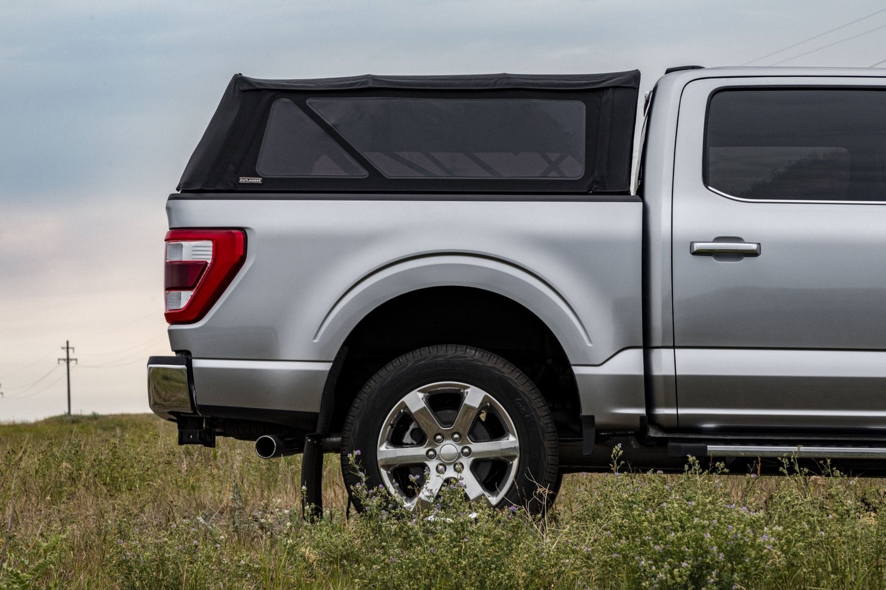 Outlander Soft Truck Cap Topper for 2015-2022 GM Colorado & Canyon 6ft Bed - Recon Recovery