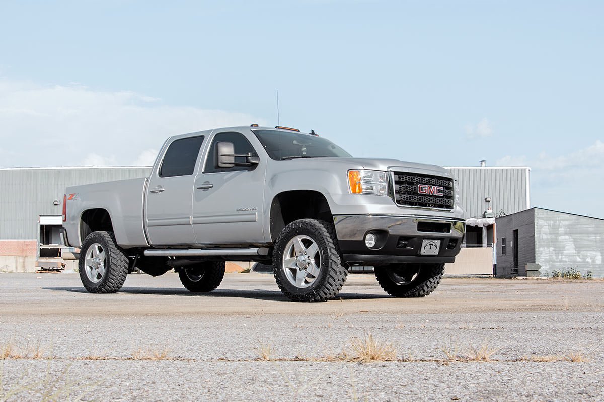 Rough Country 3.5 Inch Lift Kit for 2011-2019 Chevy/GMC 2500HD/3500HD