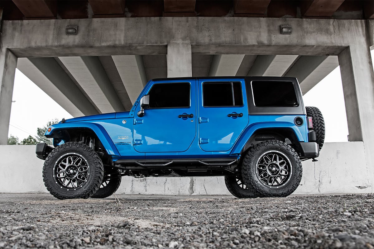 Rough Country 3.5 Inch Lift Kit for 2007-2018 Jeep Wrangler Unlimited