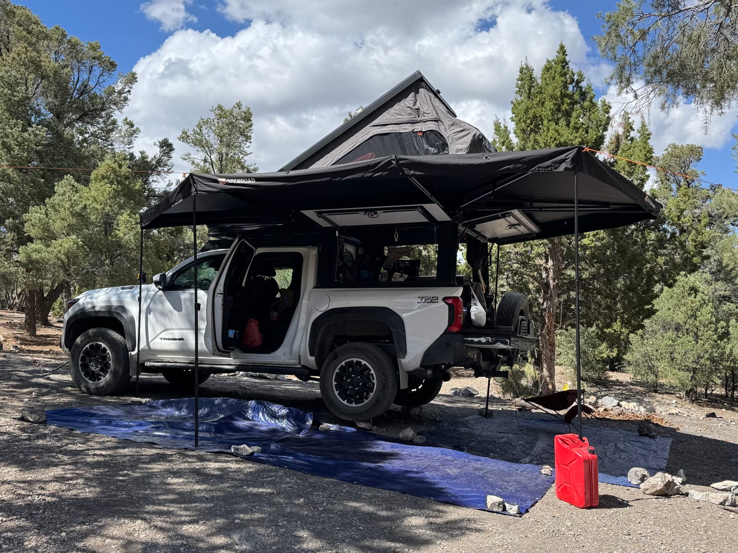 Openroad 270 Degree Free Standing Overland Awning With LEDs & Mounting Hardware