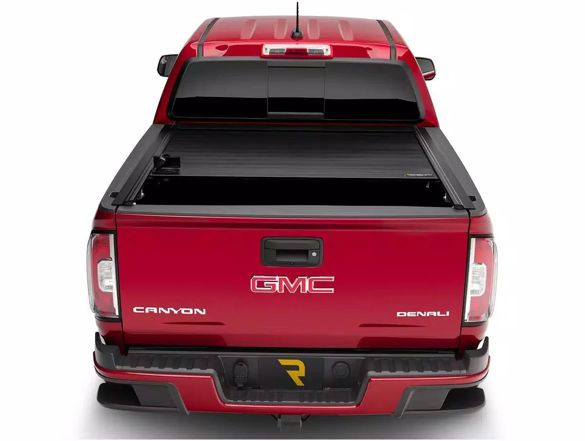 Retrax Pro MX Manual Retractable Tonneau for 2014-2019 GM Silverado Sierra 2500 3500 8ft Bed
