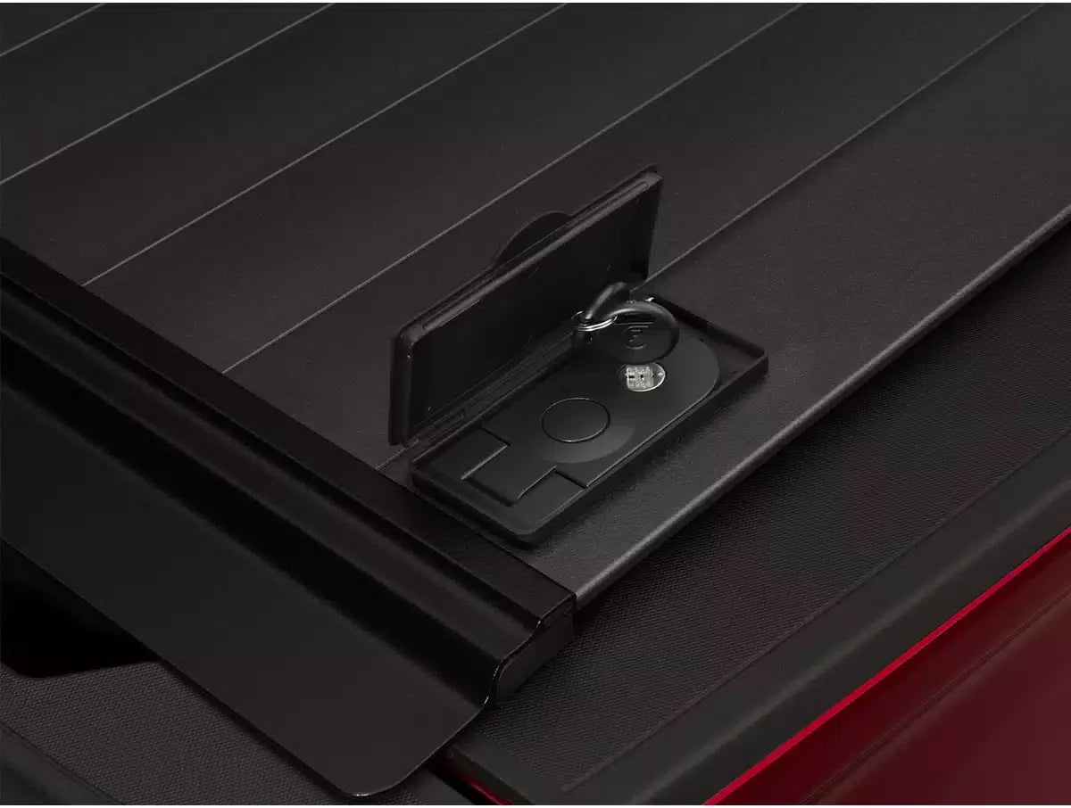 Retrax Pro MX Manual Retractable Tonneau for 2014-2019 GM Silverado Sierra 2500 3500 8ft Bed
