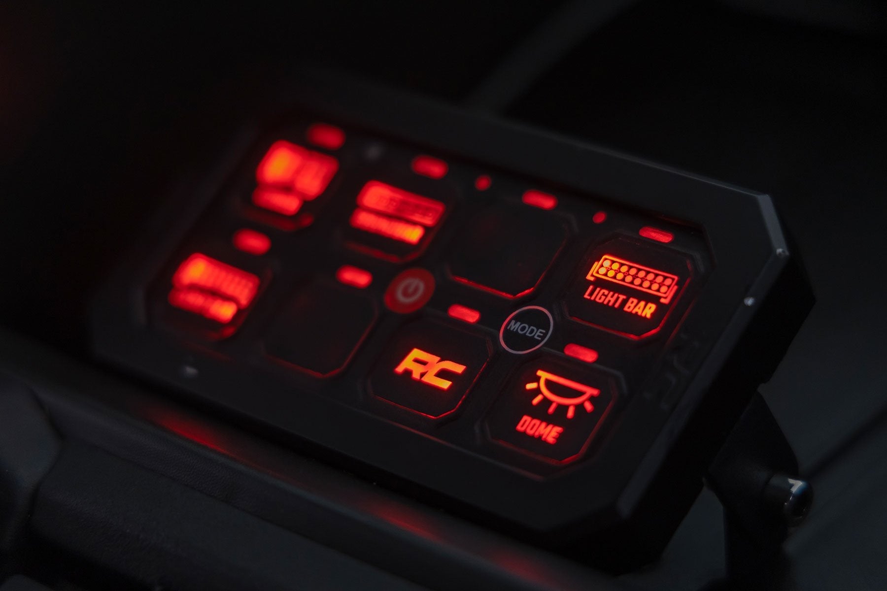 Rough Country 8-Gang Bluetooth Switch Panel & Multi-Light Controller | 70970