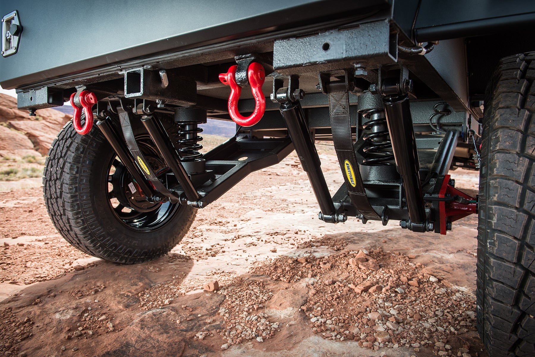 SmittyBilt Scout Military Style Overlanding Trailer with Full Articulating Suspension - Recon Recovery