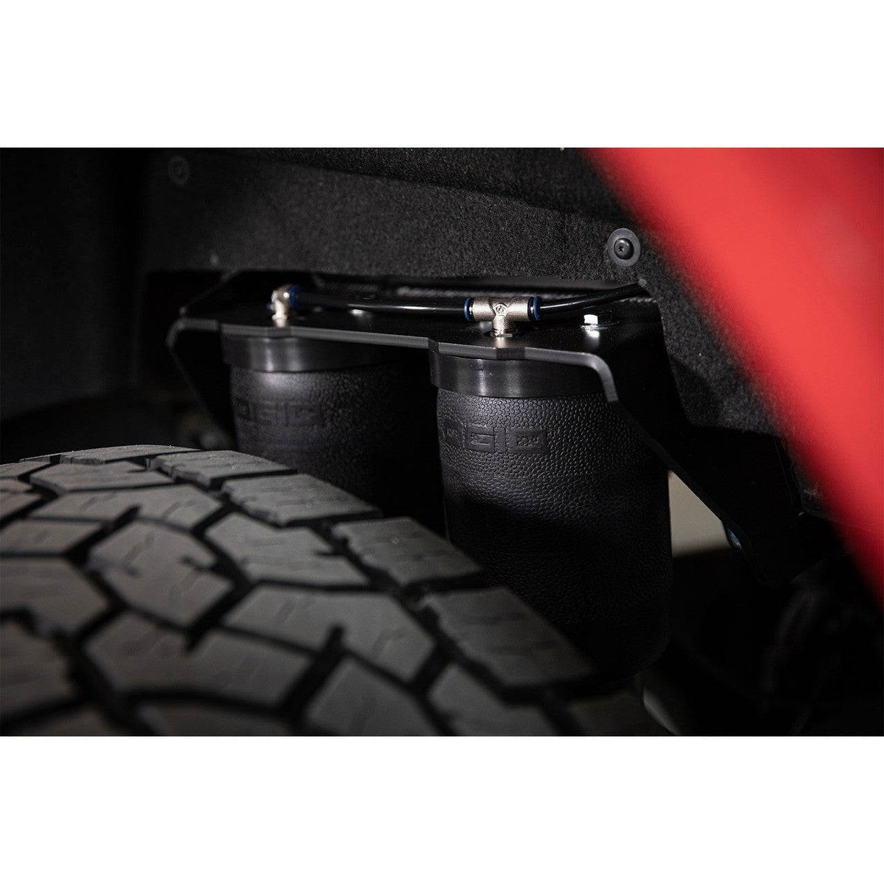 LOGIQ Ready Air Load Leveling Air Spring Kit for 2011-2016 Ford F-250 & F-350 Super Duty - Recon Recovery