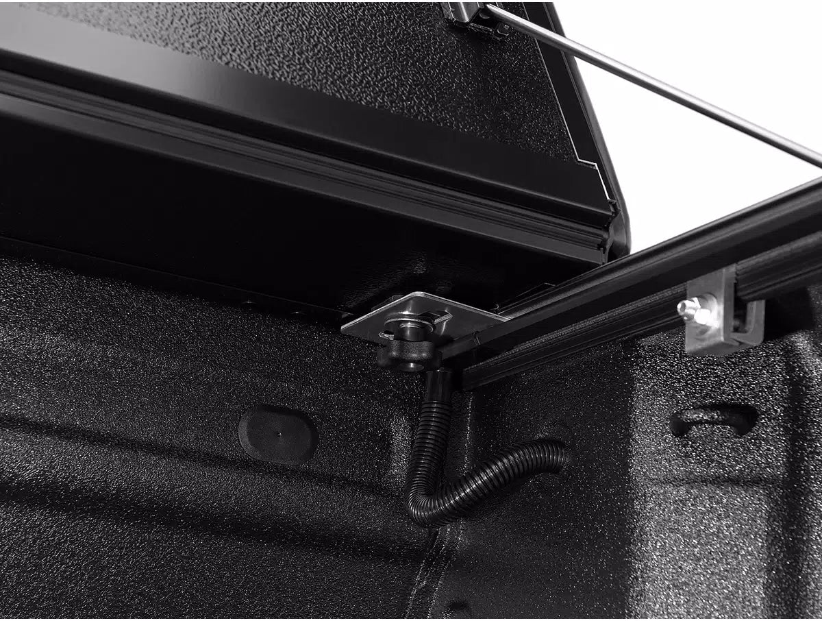 BAK Industries G2 Hard Tri Fold Tonneau for 2014-2019 GM Silverado Sierra 2500 3500 8ft Bed