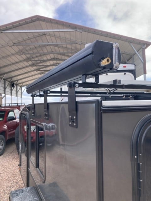 Portable Camping Aluminum Water Tank with Mounting Brackets