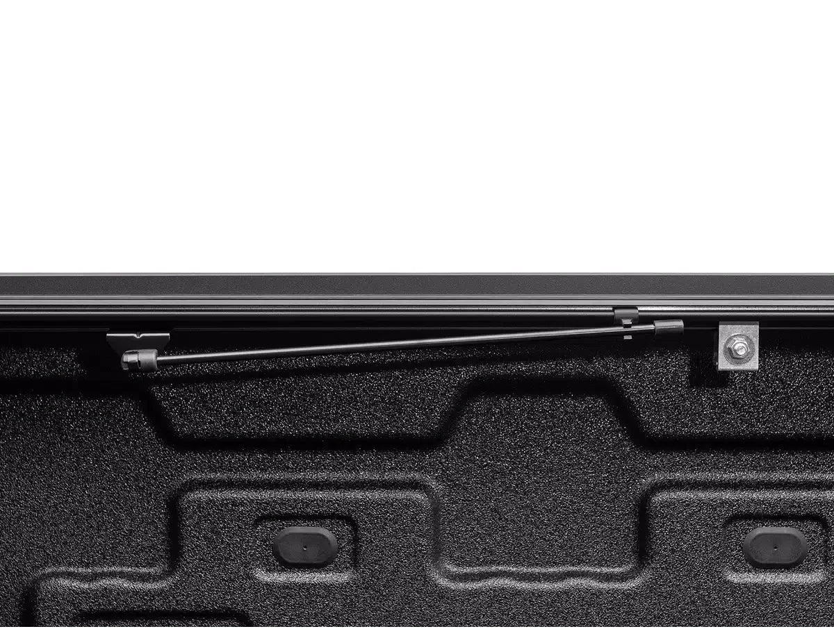 BAK Industries G2 Hard Tri Fold Tonneau for 2014-2019 GM Silverado Sierra 2500 3500 8ft Bed