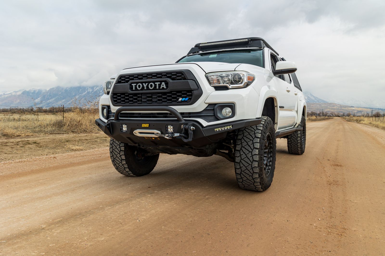 Smittybilt Frame Mounted Rock Sliders for 2016–2023 Toyota Tacoma
