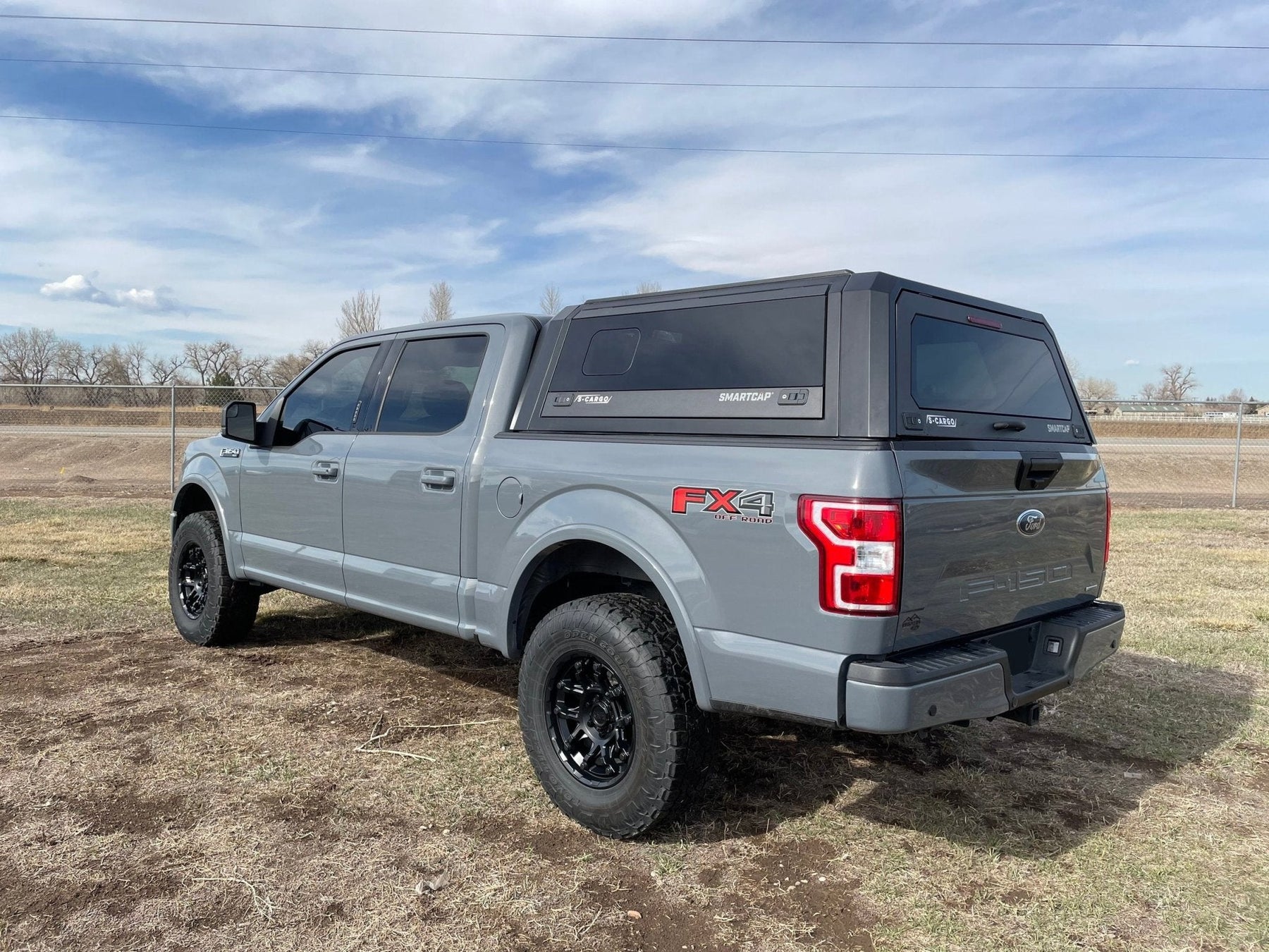 RSI EVO Sport Smart Bed Cap for 2015-2020 Ford F-150 5.5ft Bed - Recon Recovery