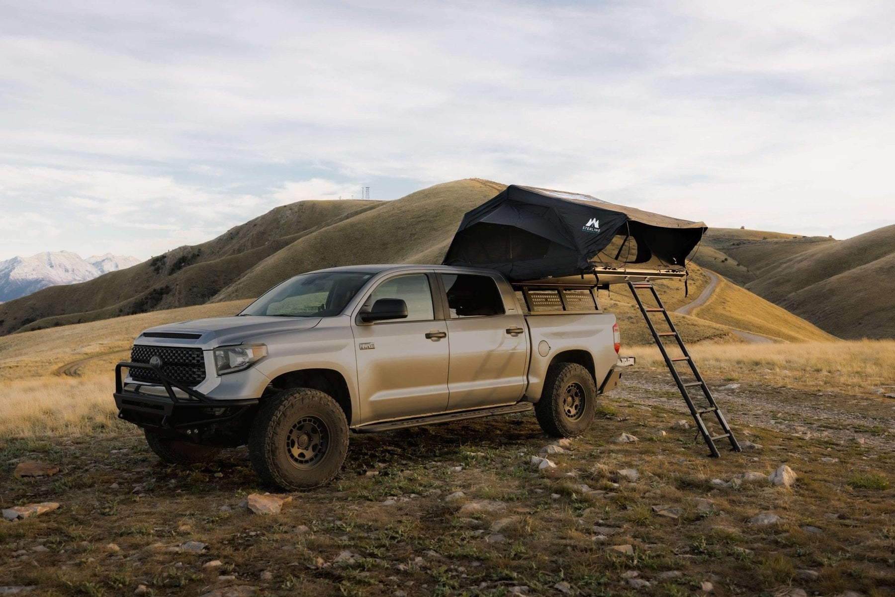 Sterling Adventure Co. Light Weight Basin Aluminum Hardshell Rooftop Tent