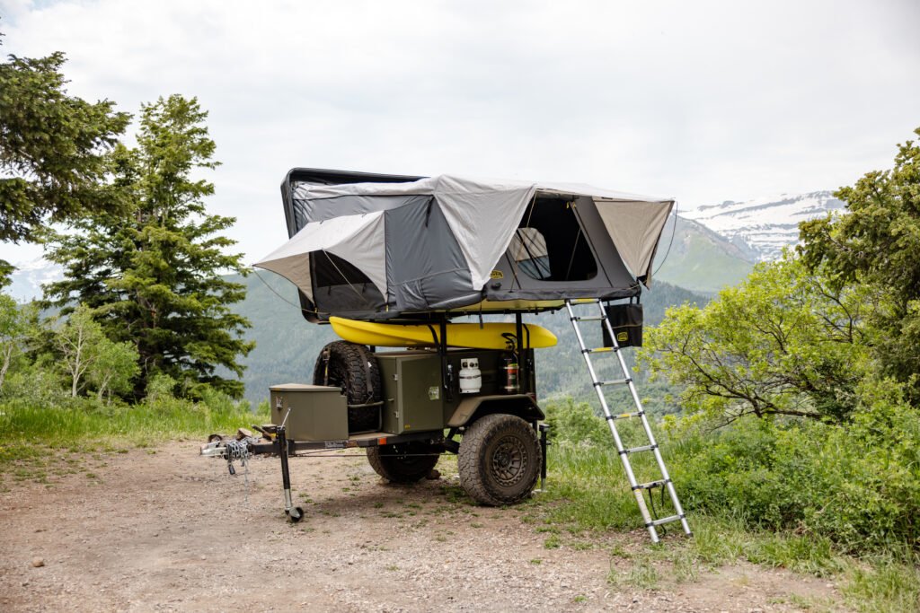 Smittybilt Overland Gen2 XXL Hard Shell Rooftop Tent RTT (5 Person) - Recon Recovery