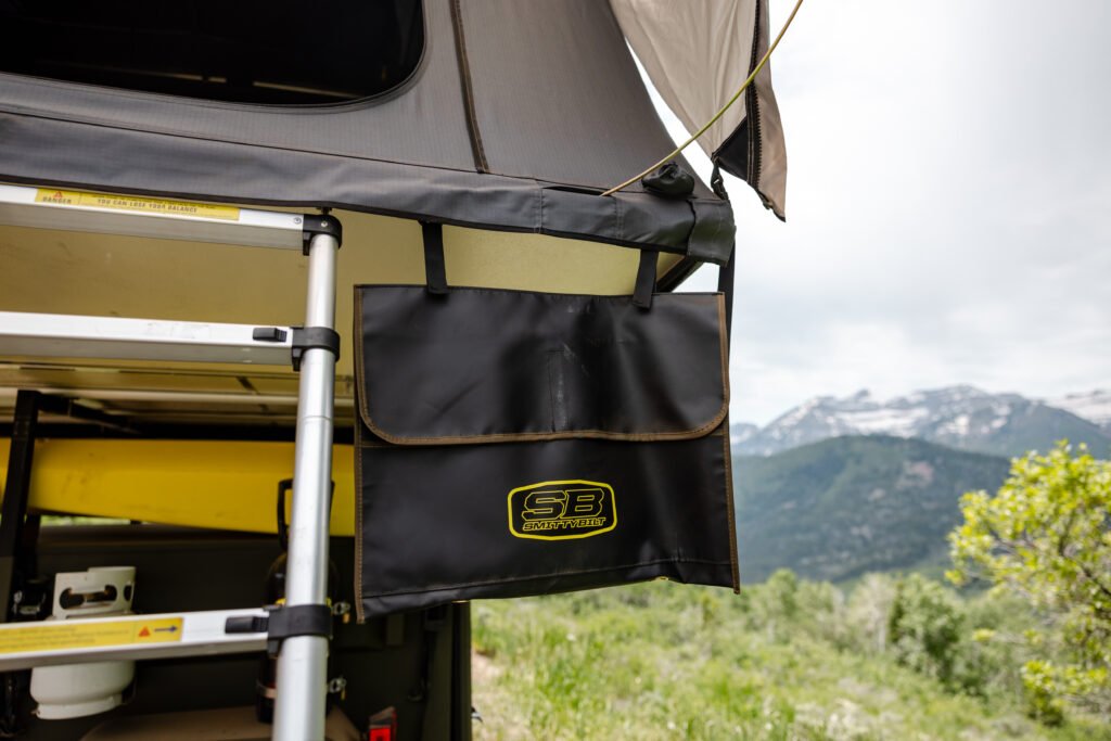 Smittybilt Overland Gen2 XXL Hard Shell Rooftop Tent RTT (5 Person) - Recon Recovery