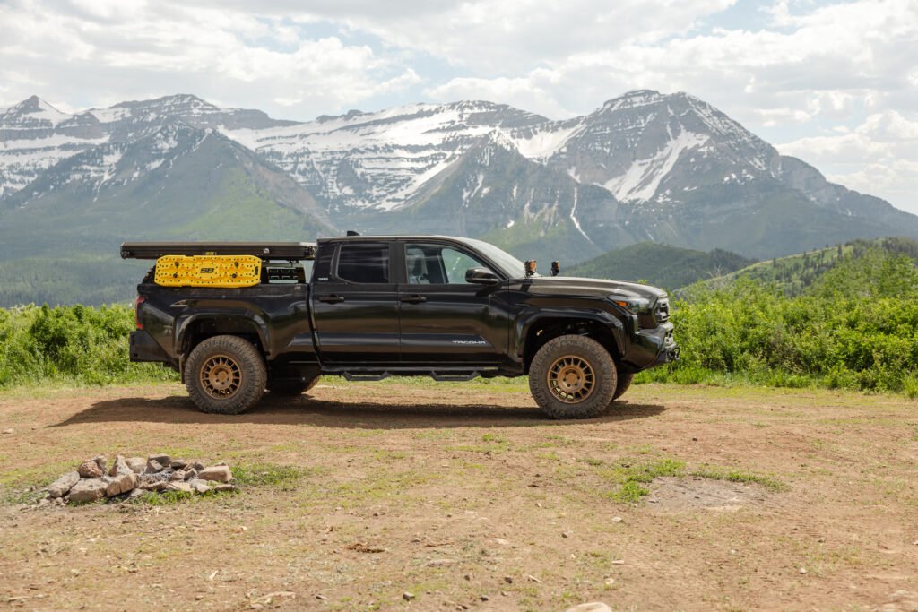 Smittybilt Aluminum Pop-Up Overlanding Roof Top Tent RTT - Recon Recovery