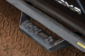Smittybilt Textured Black Angular drop Steps For 2024+ Toyota Tacoma - Recon Recovery