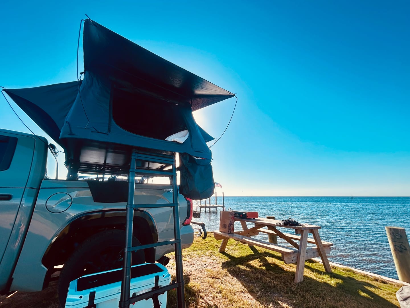 Openroad Soft Shell 2-3 People Rooftop Tent with Built in LED lights - 4 Season