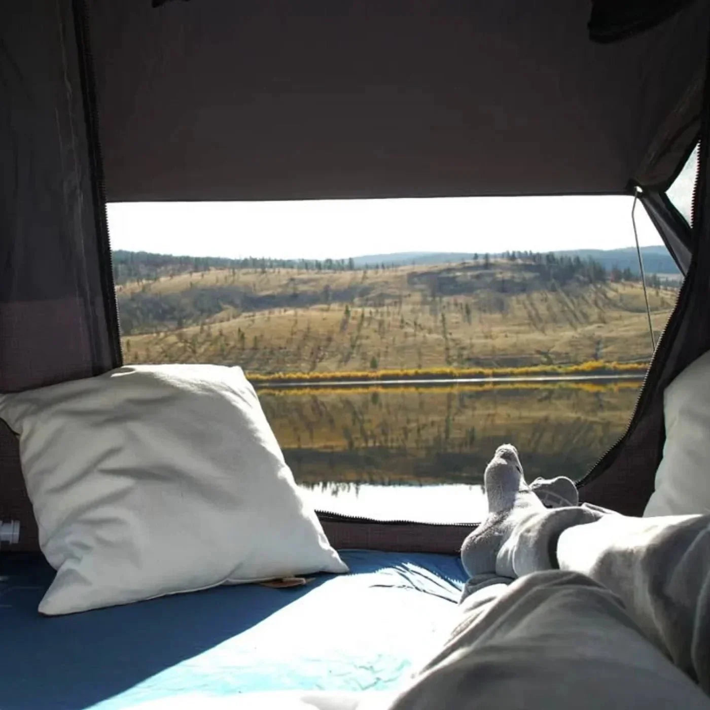 Openroad Soft Shell 2-3 People Rooftop Tent with Built in LED lights - 4 Season