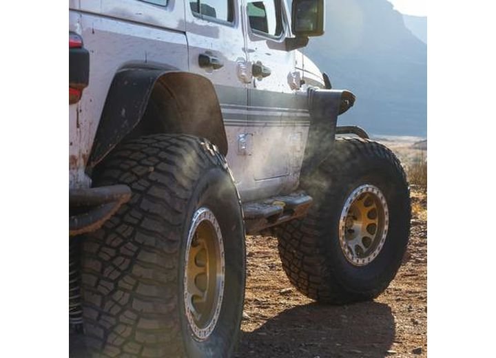 Smittybilt XRC High Clearance Flat Fender Flare Set of 4 For 2018 - 2025 Jeep Wrangler JL - Recon Recovery