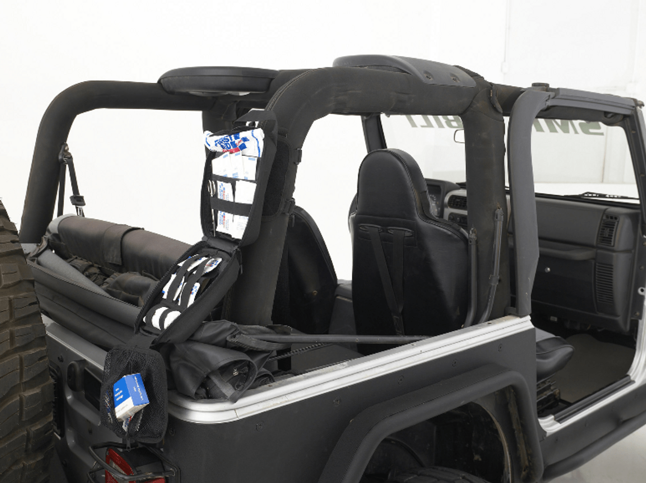 Smittybilt First Aid Storage Bag Roll Bar Mount - Recon Recovery