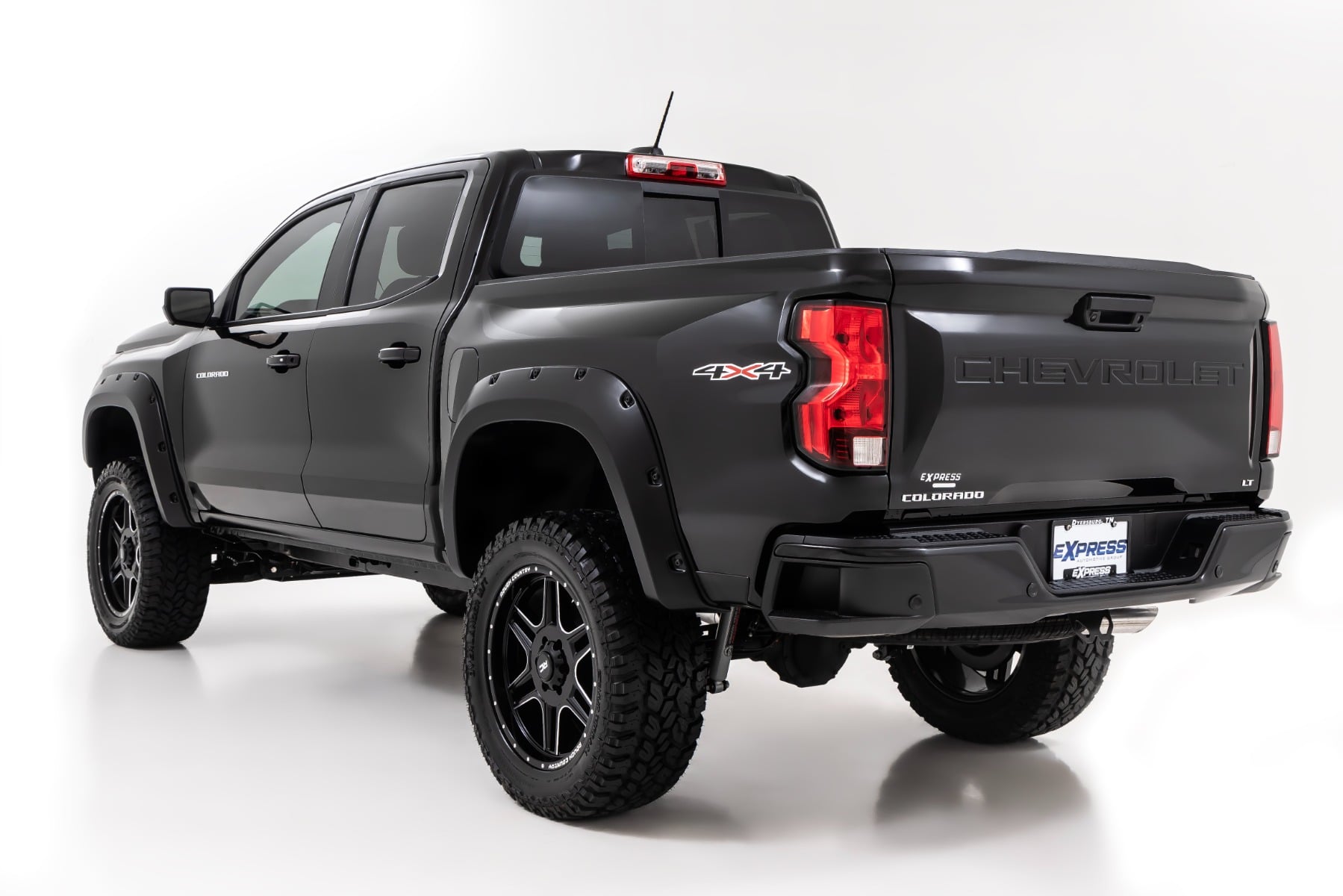 Rough Country Pocket Fender Flares for 2023-2026 Chevy Colorado
