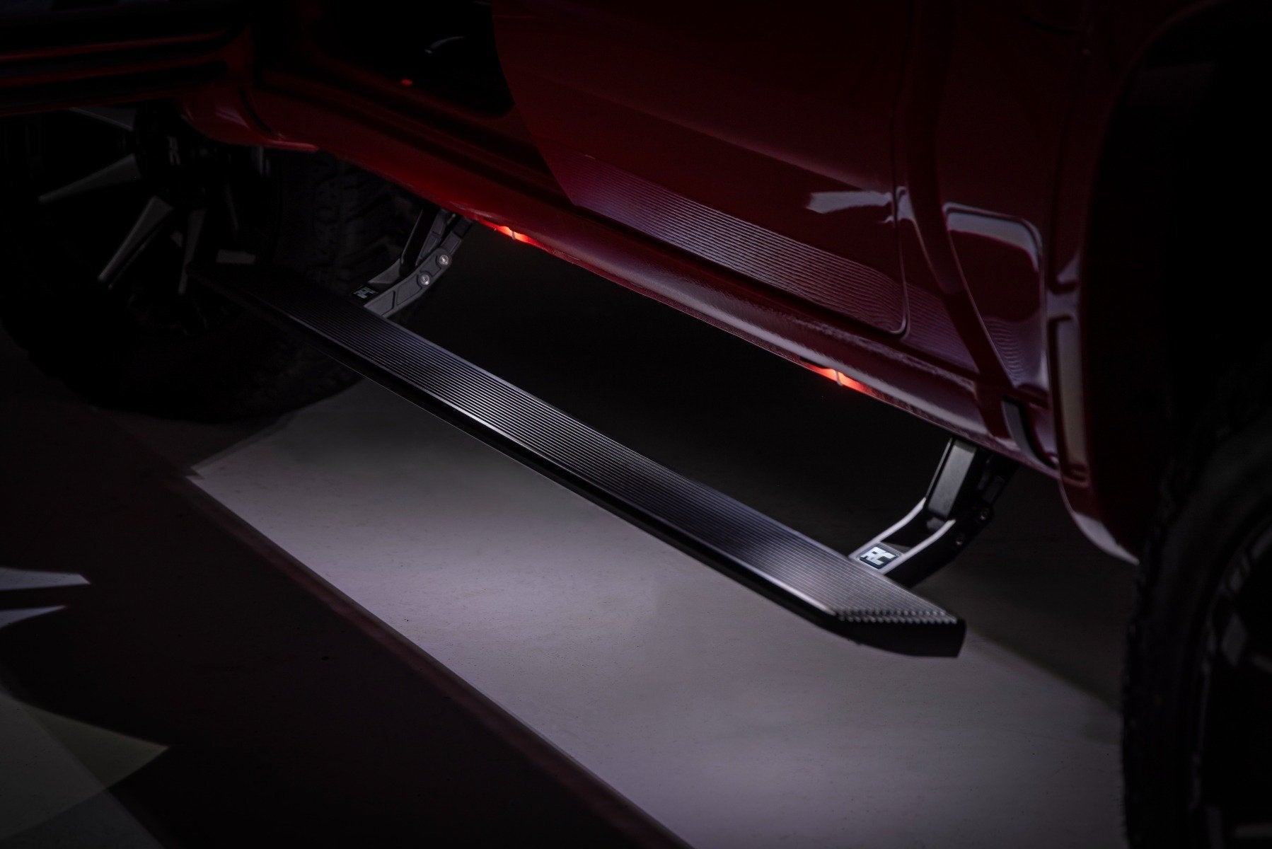 RC Power Retractable Running Boards for 2019-2026 GMC Silverado Sierra 1500 2500 3500