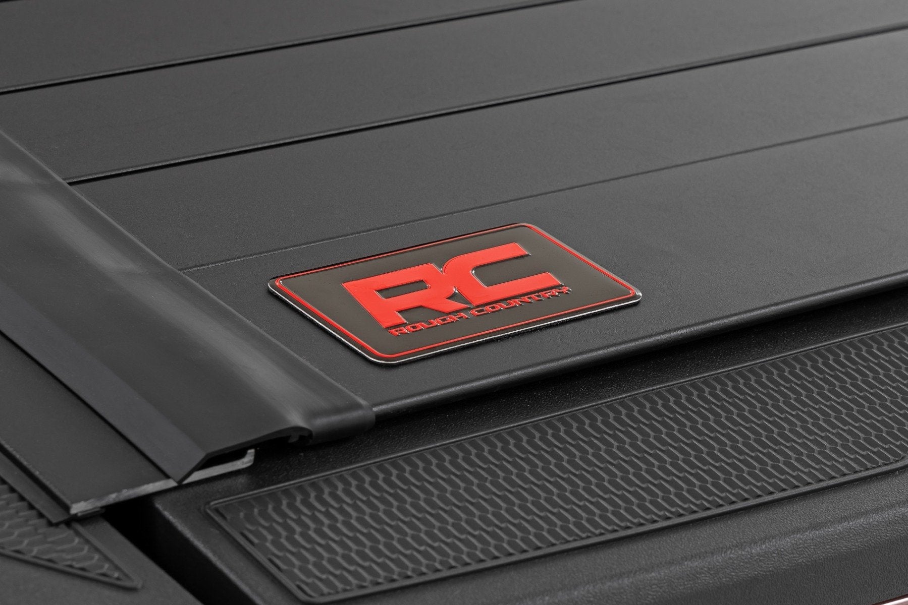 RC Hard Roll up Aluminum Tonneau Cover for 2024-2026 Toyota Tacoma 5' Bed - Recon Recovery