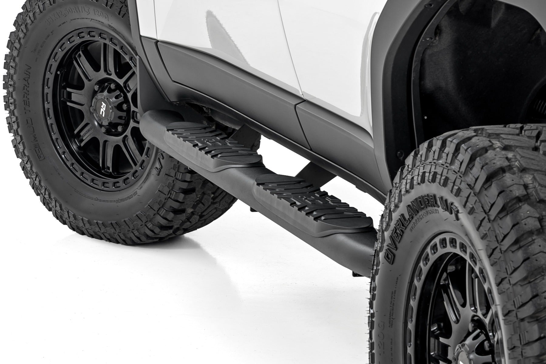 RC Oval Bolt On Nerf Steps for 2024-2026 Toyota Land Cruiser - Recon Recovery