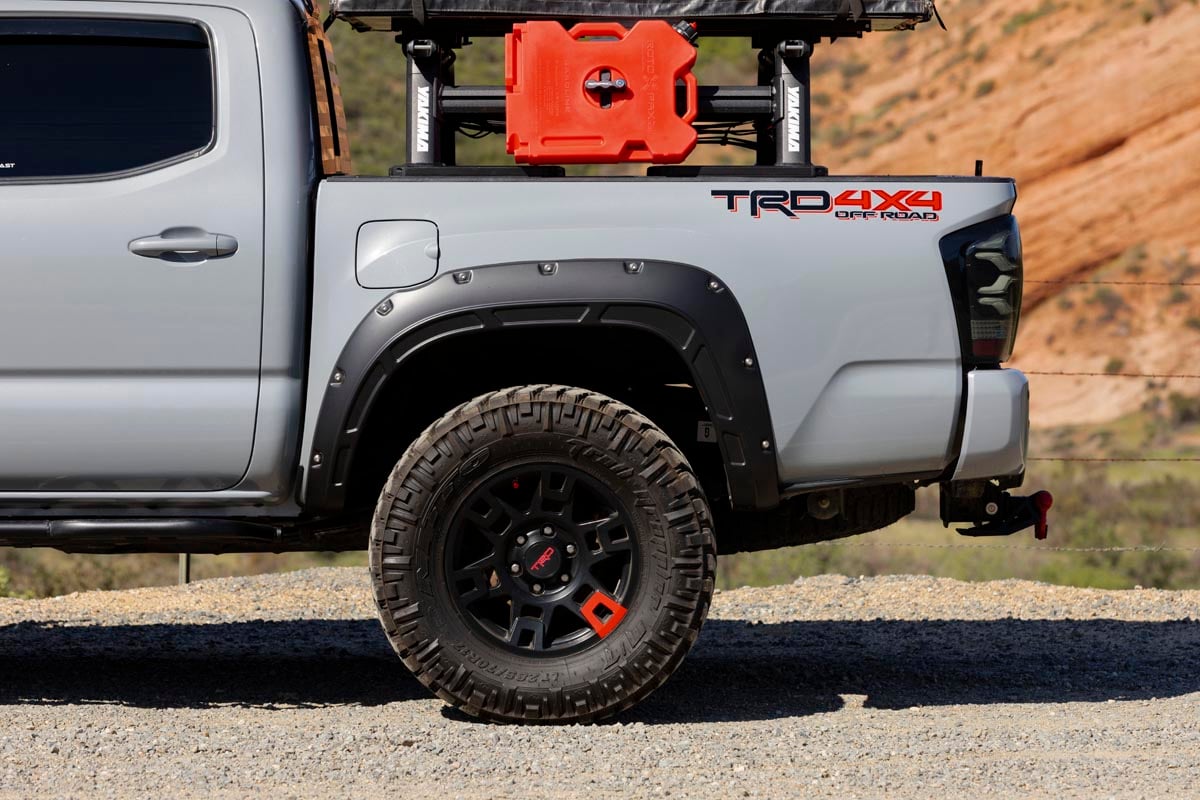 Rough Country Defender Fender Flares for 2016-2023 Toyota Tacoma