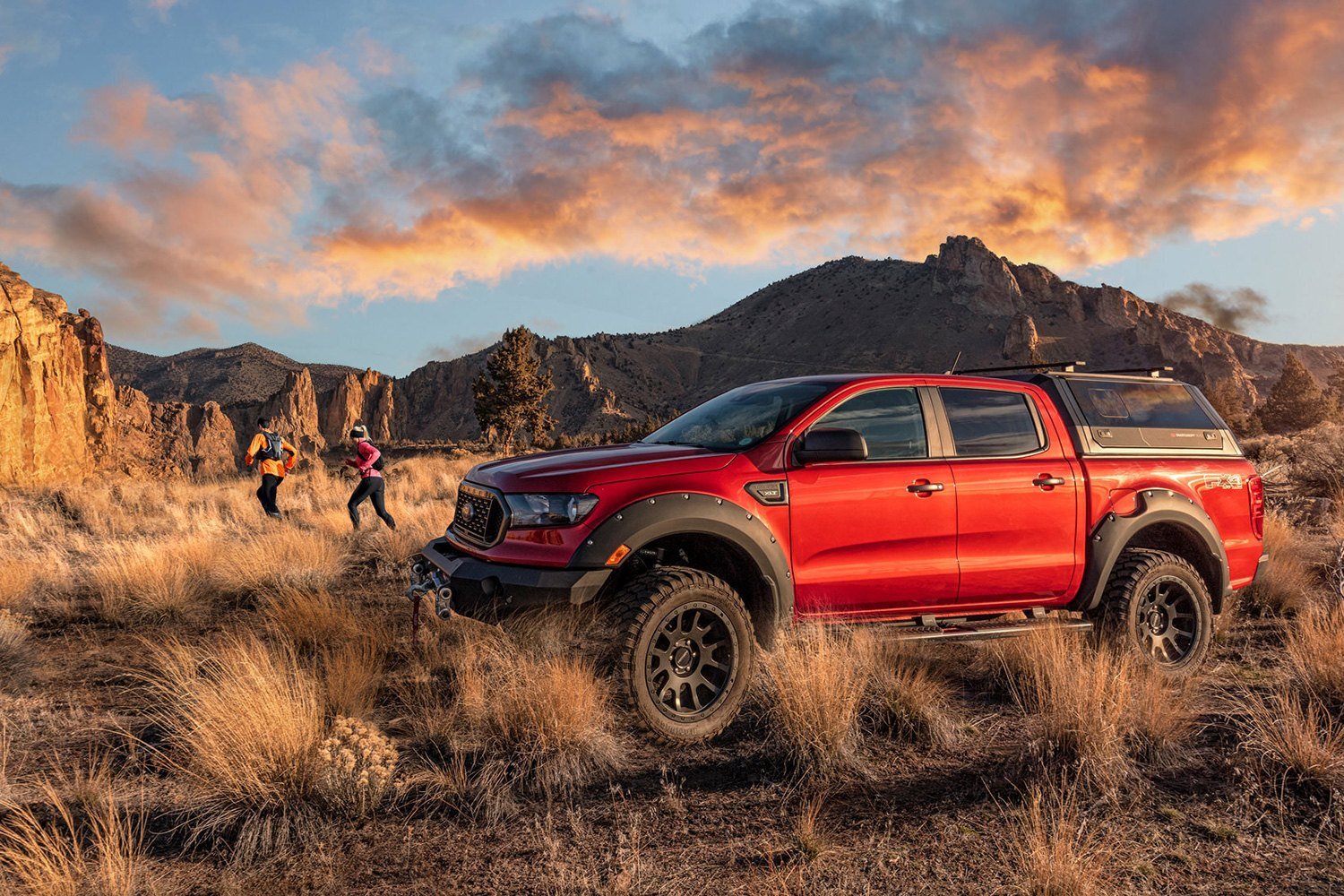 RSI EVO Sport Smart Bed Cap for 2019-2023 Ford Ranger 5ft Bed - Recon Recovery