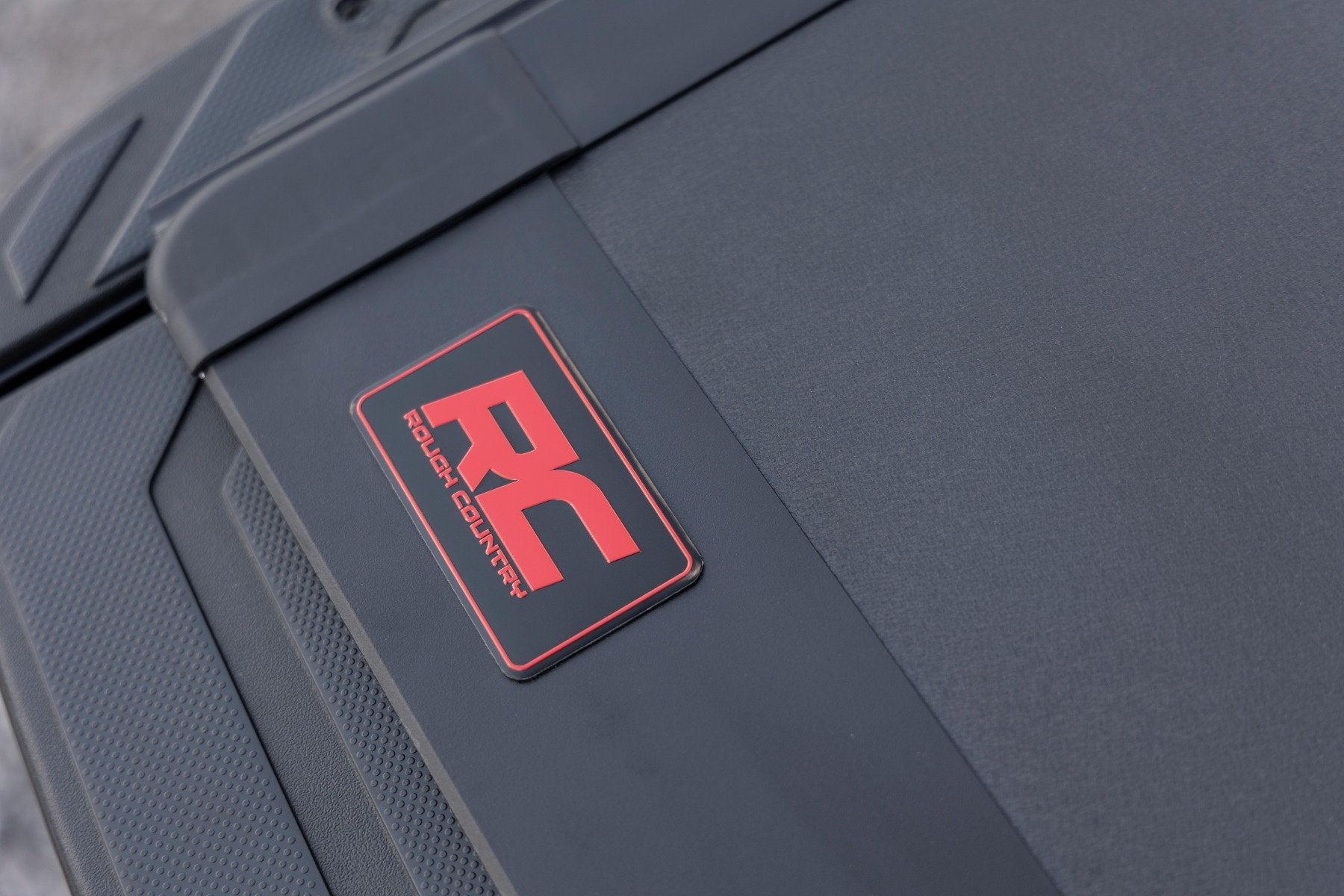 RC Aluminum Tri Fold Low Profile Tonneau Cover for 2005-2015 Toyota Tacoma - Recon Recovery