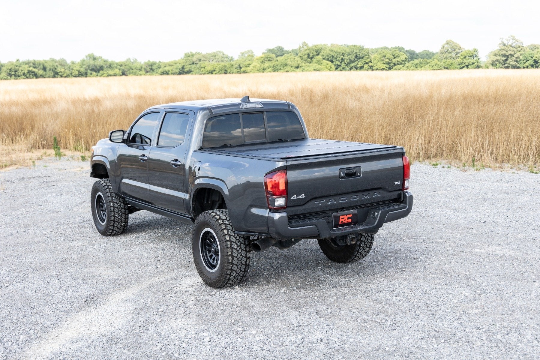 RC Aluminum Tri Fold Low Profile Tonneau Cover for 2005-2015 Toyota Tacoma - Recon Recovery