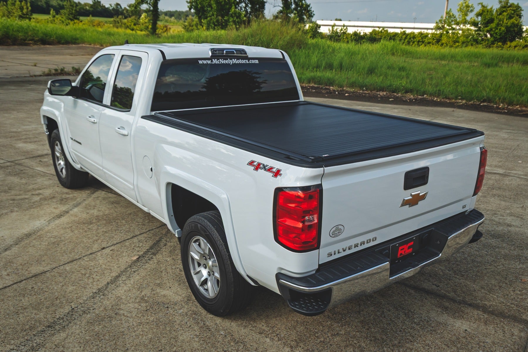 Rough Country Powered Bed Cover Chevy/GMC 1500 & 2500HD/3500HD (14-19 & Classic)