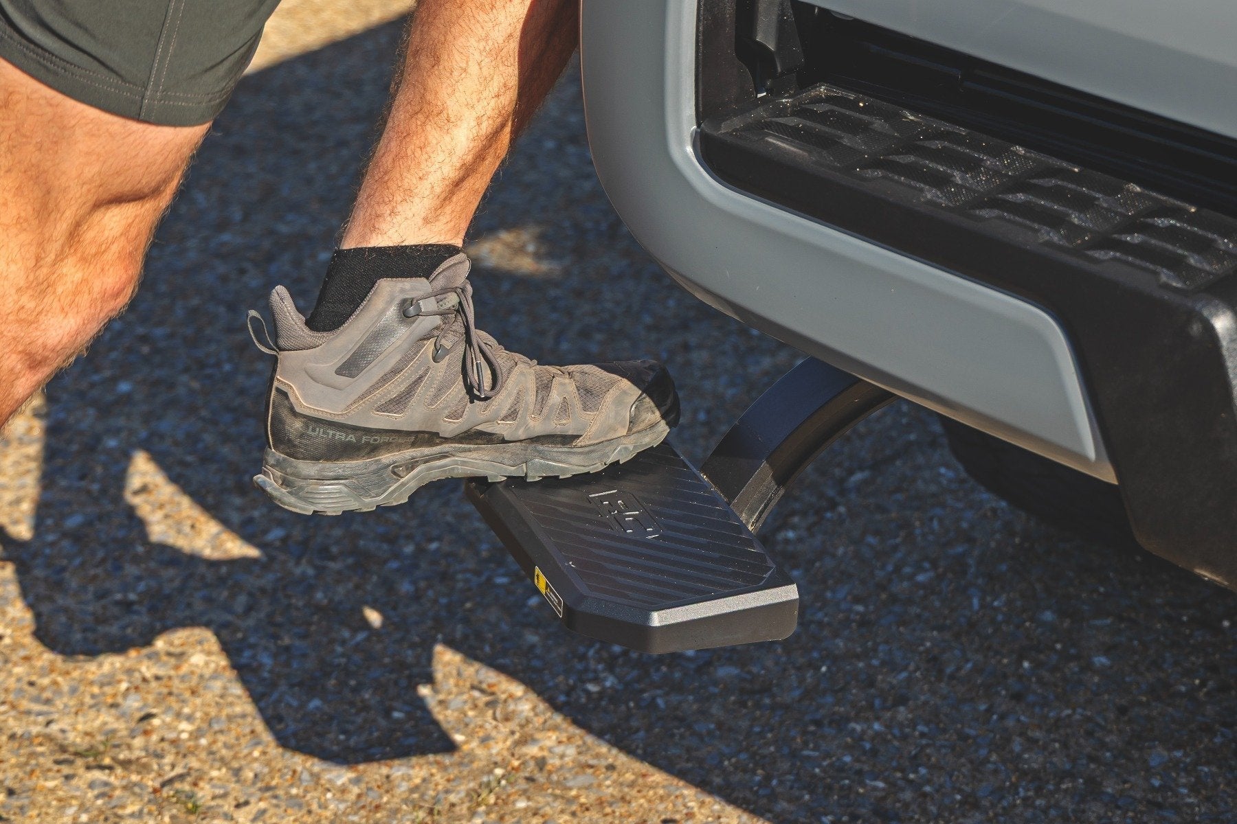 Rough Country Retractable Bed Step for 2016-2023 Toyota Tacoma - Recon Recovery