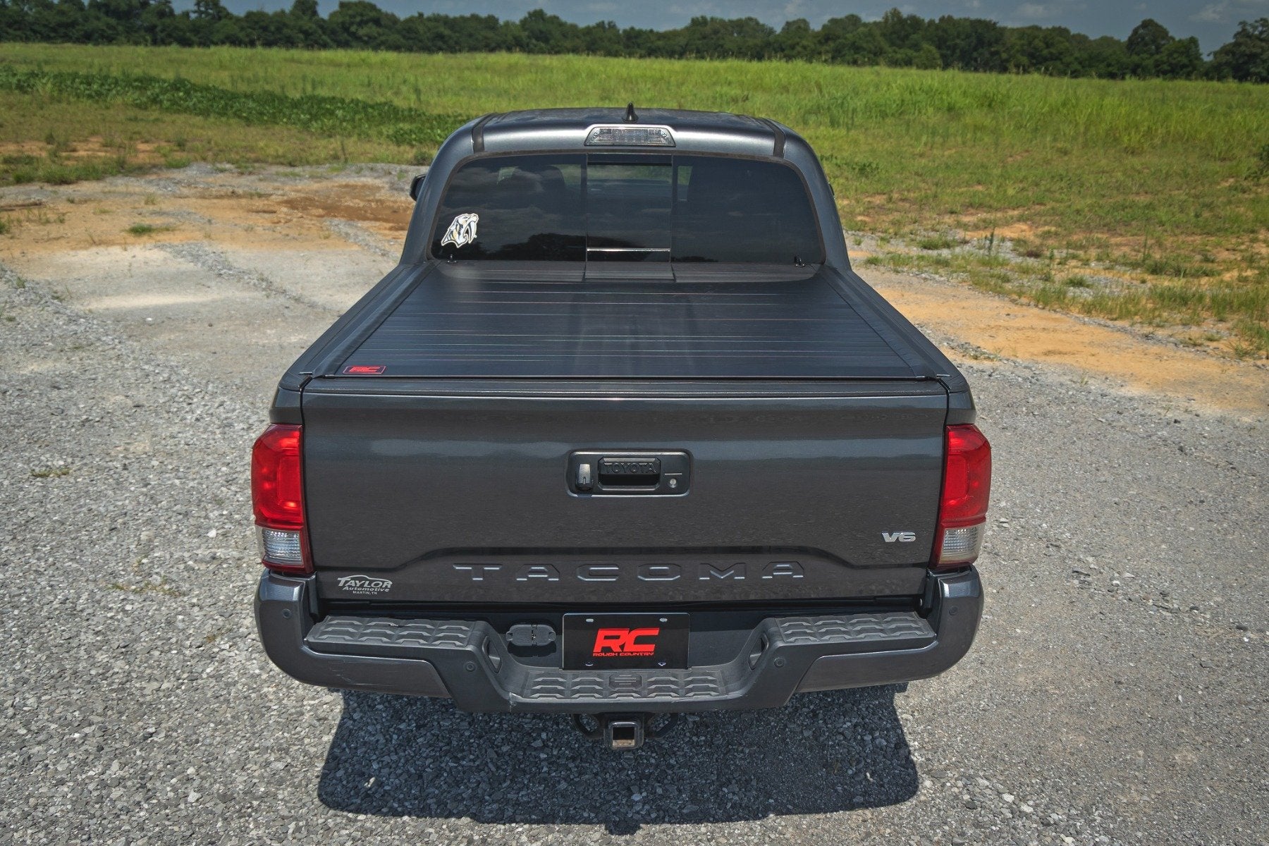 RC Hard Roll up Aluminum Tonneau Cover for 2016-2023 Toyota Tacoma 5' Bed - Recon Recovery