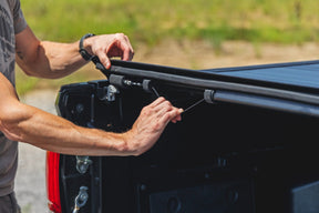 RC Hard Roll up Aluminum Tonneau Cover for 2016-2023 Toyota Tacoma 5' Bed - Recon Recovery