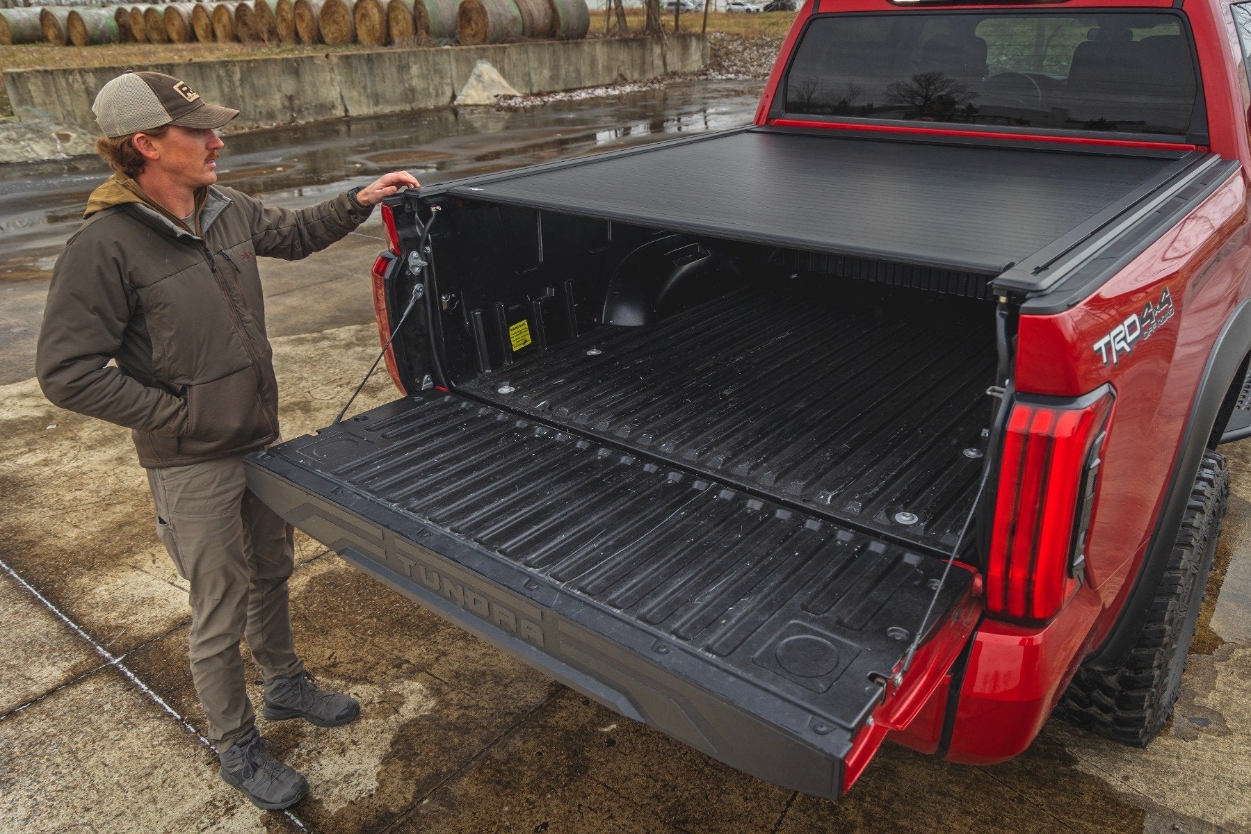 RC Powered Electric Retractable T-Slot Tonneau Cover for 2022-2026 Toyota Tundra Short Bed
