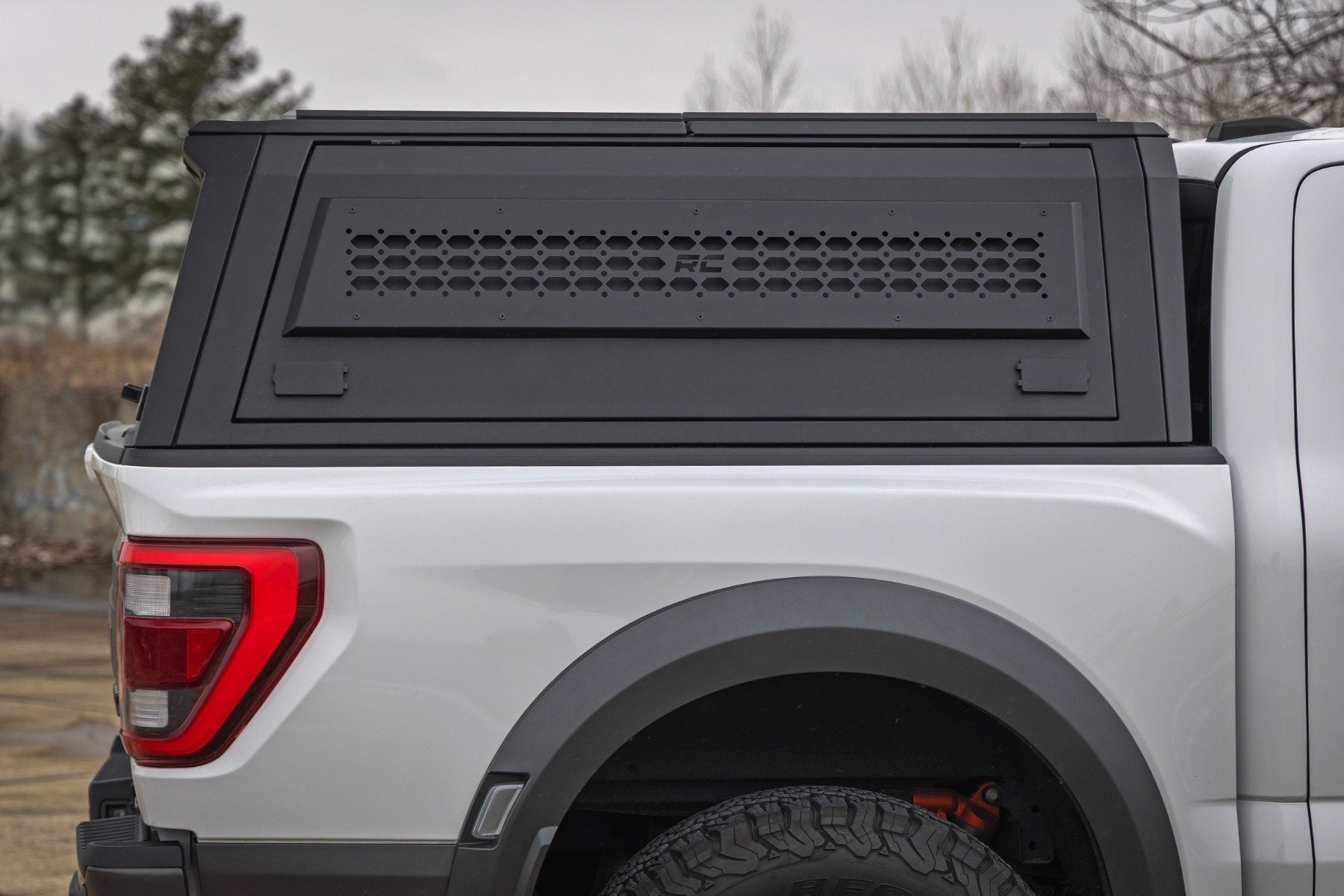 RC Modular Truck Bed Cap for 2021-2026 Ford F-150 (5.5' Bed) - Recon Recovery