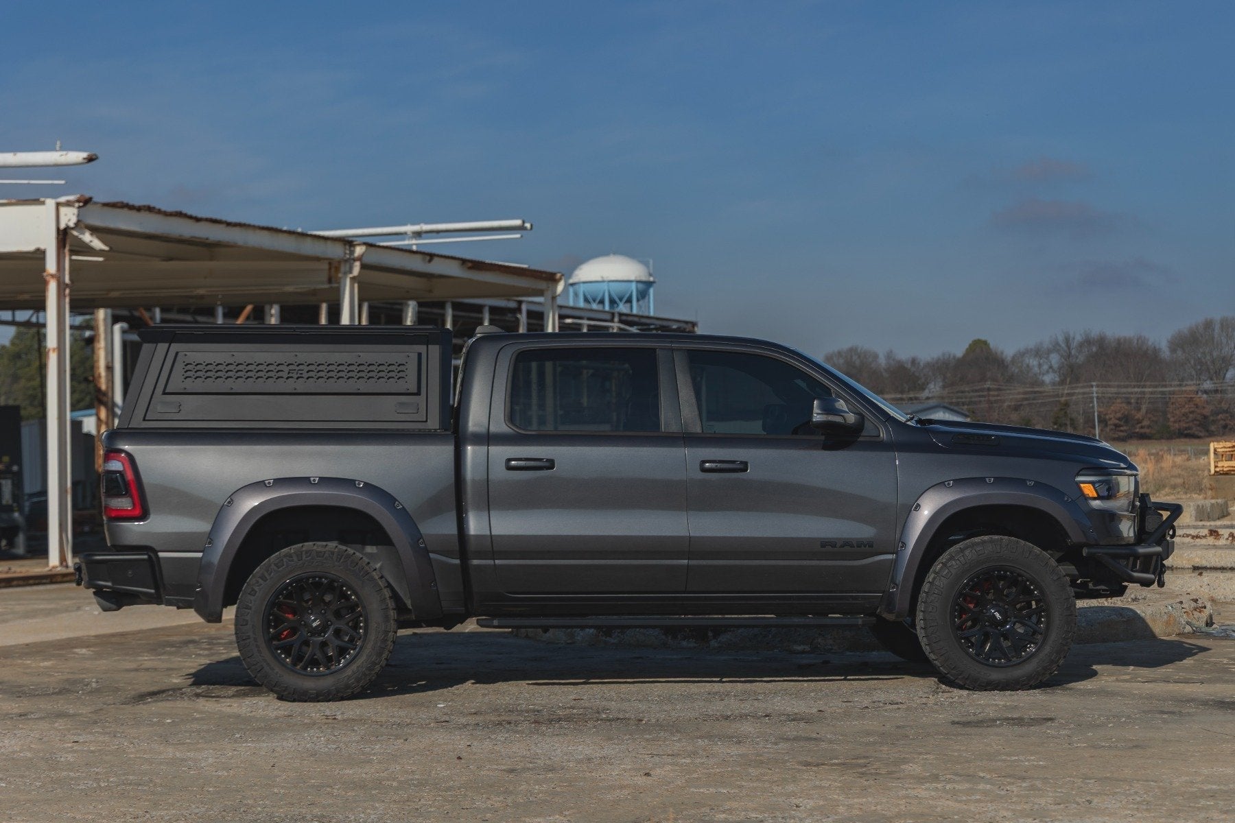 RC Modular Truck Bed Cap for 2019-2026 Ram 1500 (5.7' Bed) - Recon Recovery