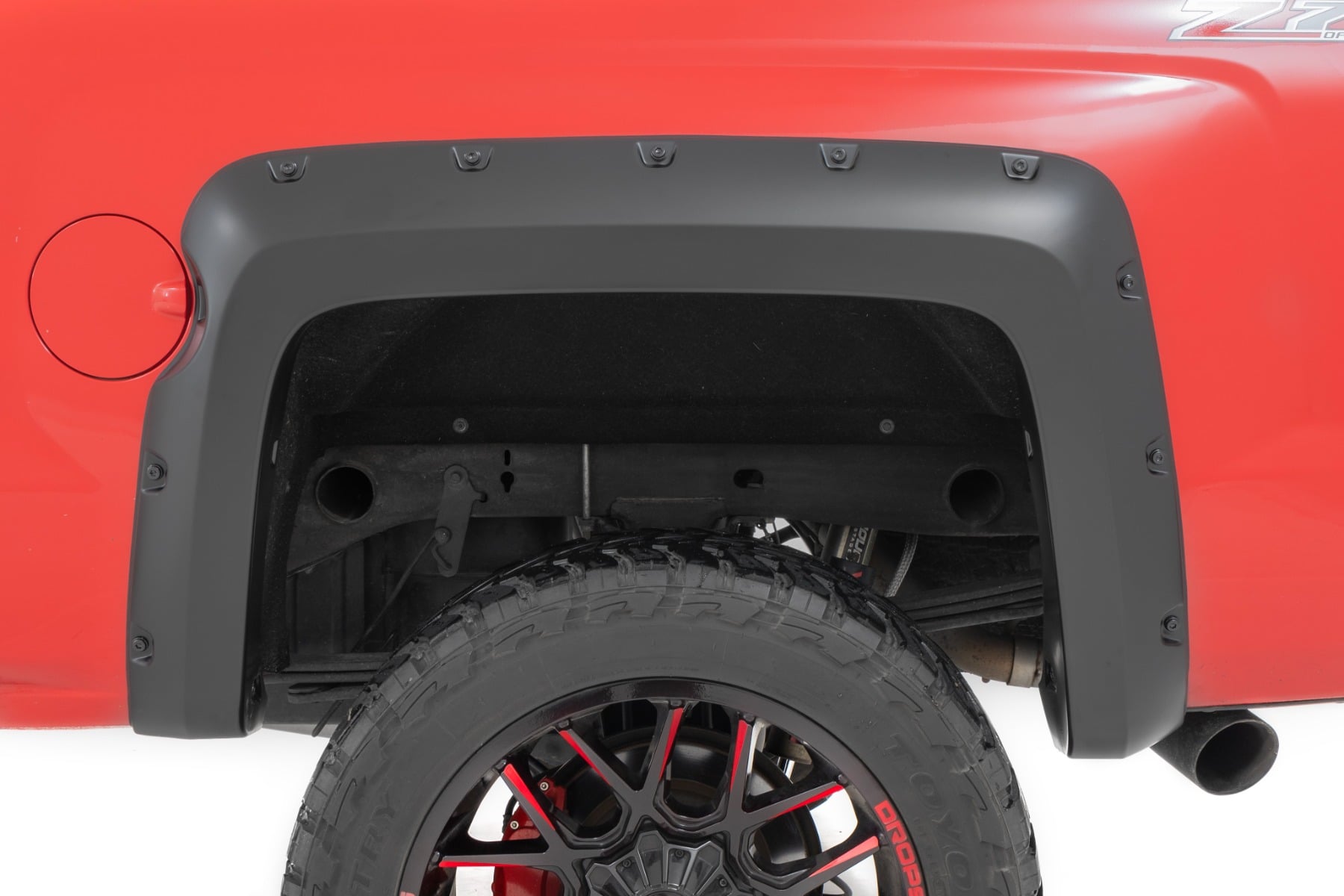 Rough Country Pocket Fender Flares Chevy Silverado 1500 (14-18 & Classic)