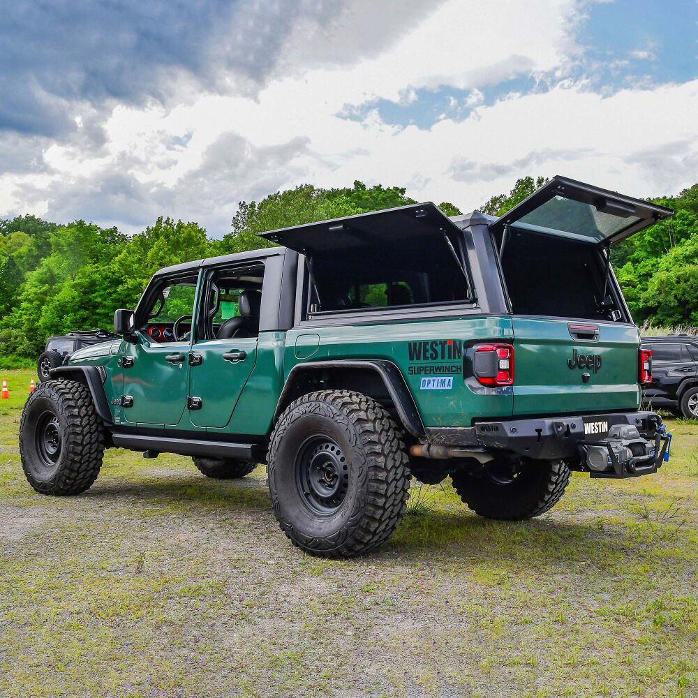 Westin Automotive EXP Bolt on Aluminum Bed Cap for 2024-2026 Jeep Gladiator JT - Recon Recovery