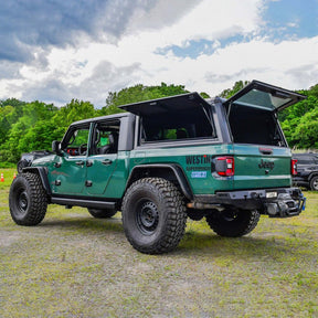 Westin Automotive EXP Bolt on Aluminum Bed Cap for 2024-2026 Jeep Gladiator JT - Recon Recovery