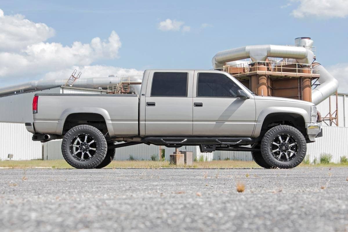 Rough Country 6 Inch Lift Kit for 1988-2000 Chevy/GMC 3/4-Ton Suburban/C2500/K2500 Truck/C3500/K3500 Truck