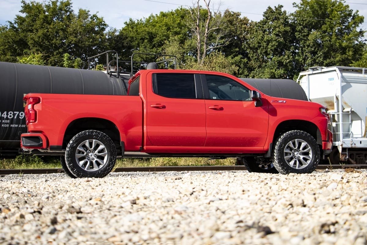 Rough Country 3.5 Inch Lift Kit for 2022-2024 Chevy Silverado 1500