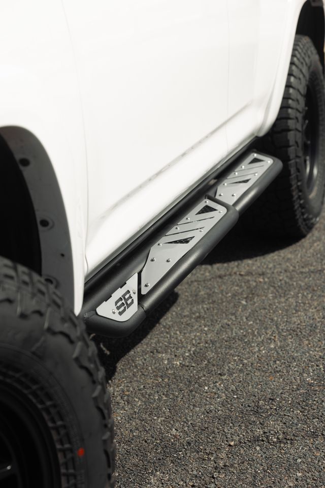 Smittybilt Apollo Bolt On Sliders With Step For 2010-2024 Toyota 4Runner - Recon Recovery