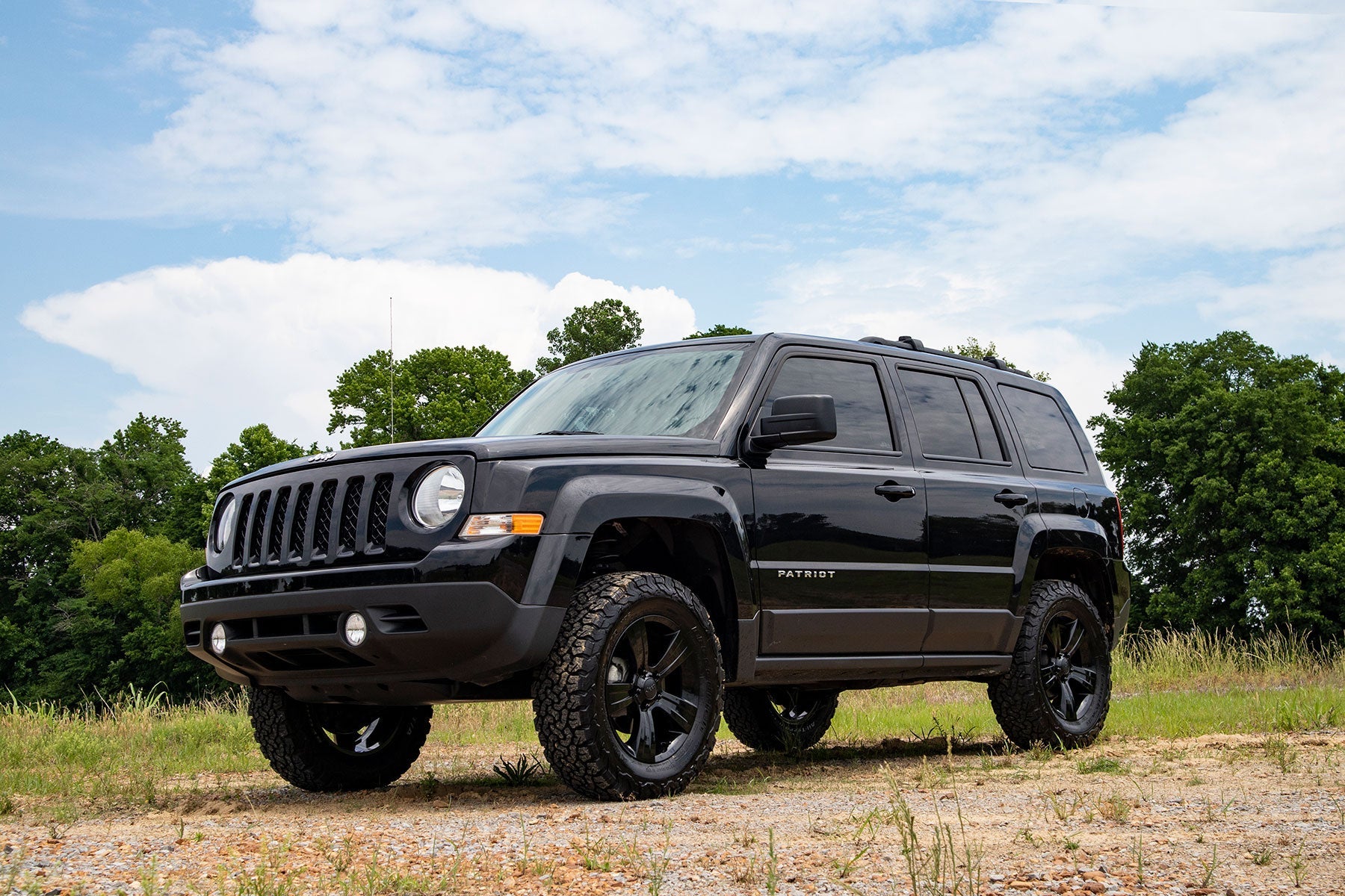 Rough Country 2 Inch Lift Kit for 2010-2017 Jeep Compass/Patriot