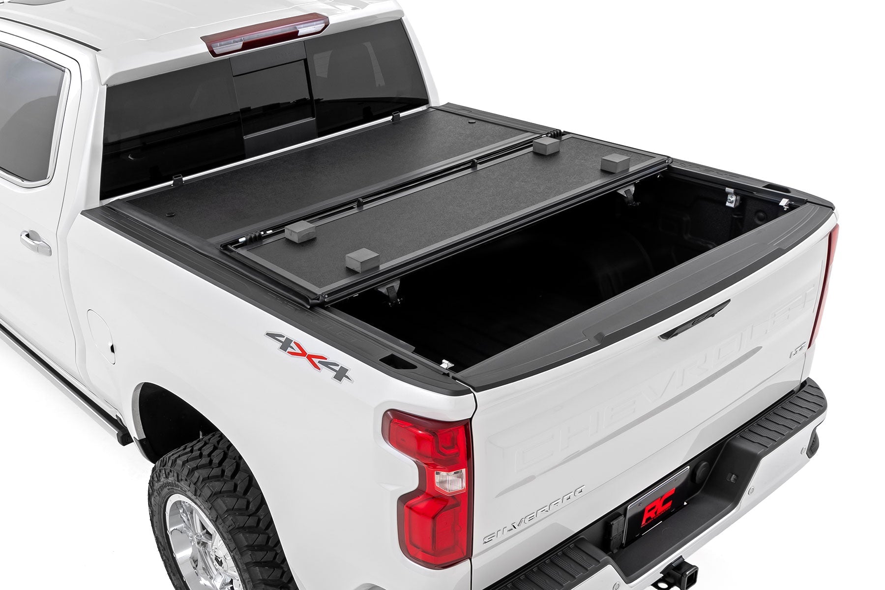 Rough Country Hard Low Profile Bed Cover Chevy/GMC 1500 & 2500HD/3500HD (14-19 & Classic)