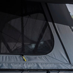 Smittybilt Gen 2 XL Overlander Rooftop Tent - Recon Recovery