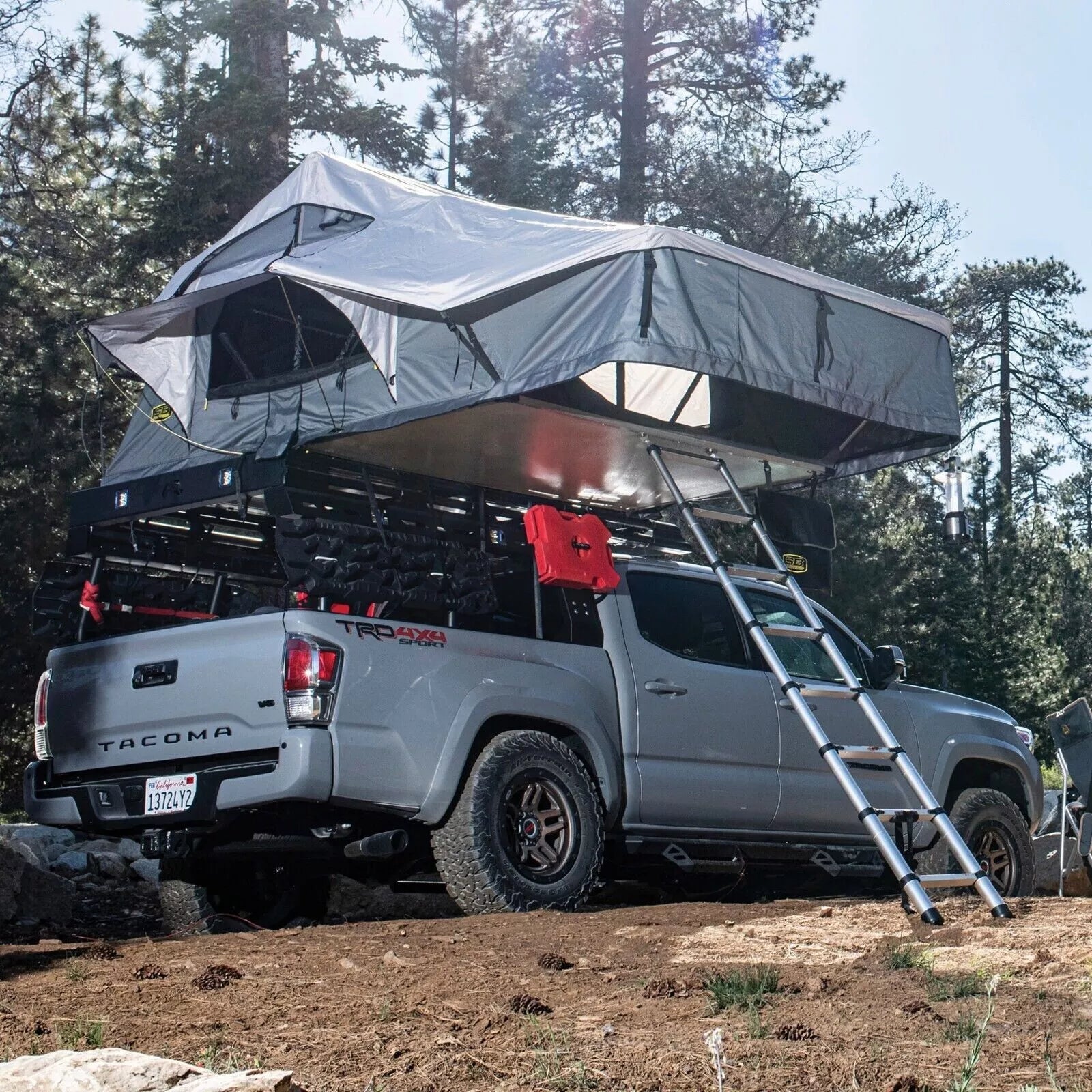 Smittybilt Gen 2 XL Overlander Rooftop Tent - Recon Recovery
